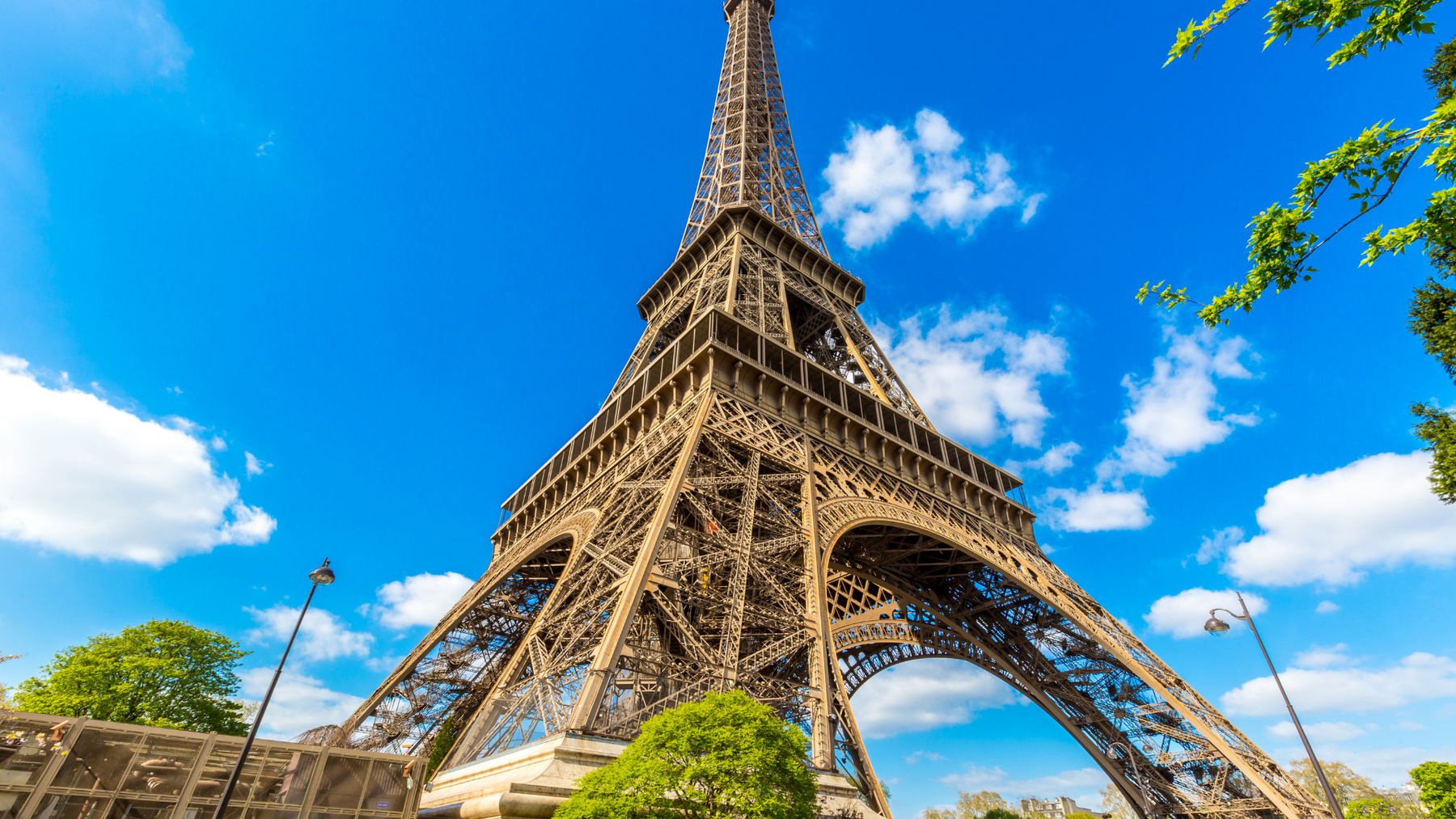 Social Buzz eSIM - Digital SIM card for global mobile connectivity, instant activation, affordable data plans, no physical SIM required, flexible international roaming, seamless mobile data solutions. 