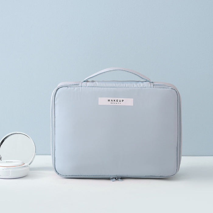 Trousse de voyage pour produits cosmétiques et articles de toilette