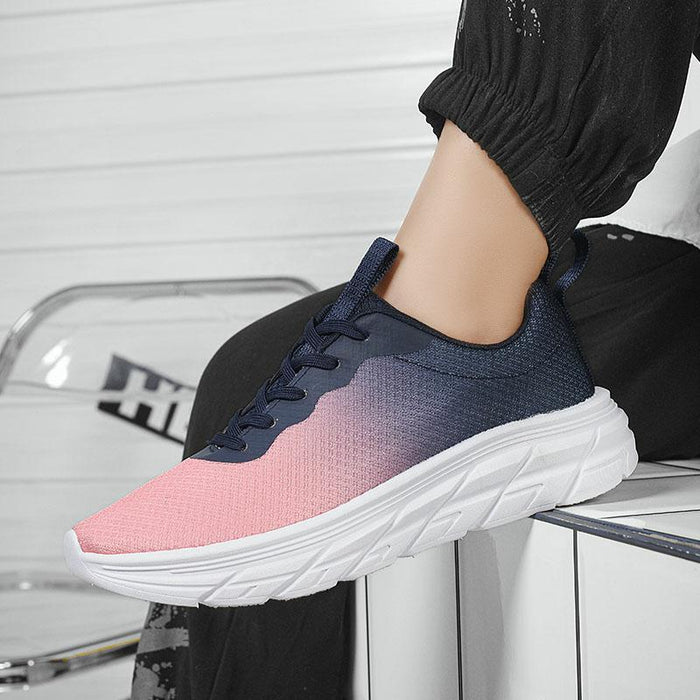 Zapatos de hombre de viaje de malla transpirables y cómodos con plataforma.