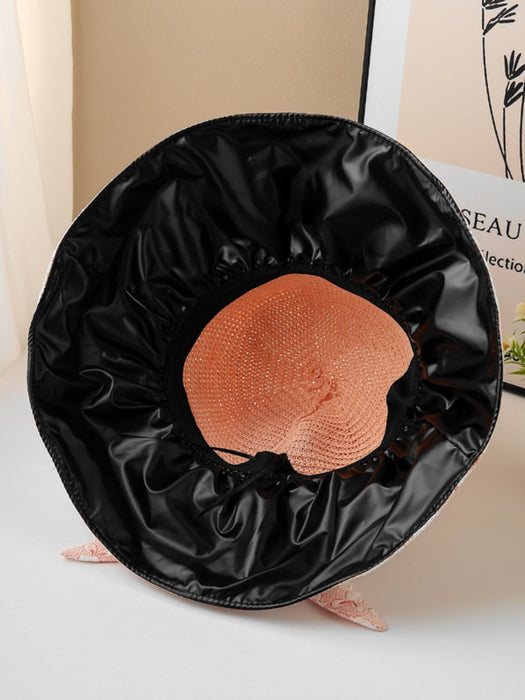 Chapeau de plage en vinyle pour l'été, avec protection solaire et masque facial.