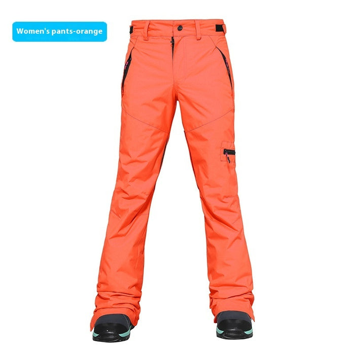Pantalon de ski imperméable, coupe-vent et thermique, coupe ajustée.