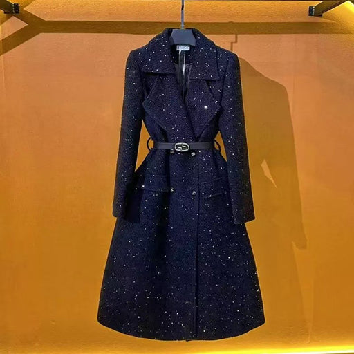 Manteau mi-long élégant et chic, coupe ajustée