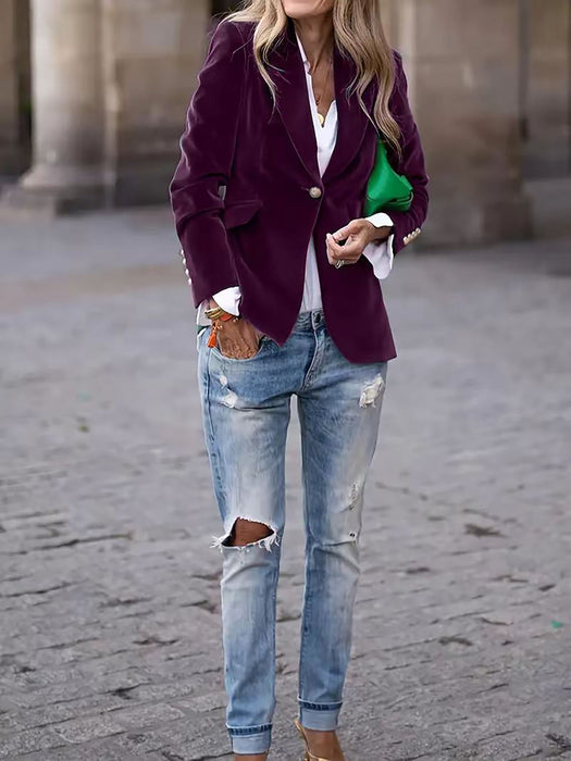 Élégant blazer en velours galbant avec une touche raffinée