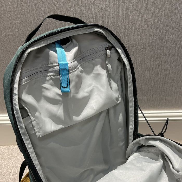 Nouveau sac à dos de randonnée et d'alpinisme portable pour les trajets quotidiens