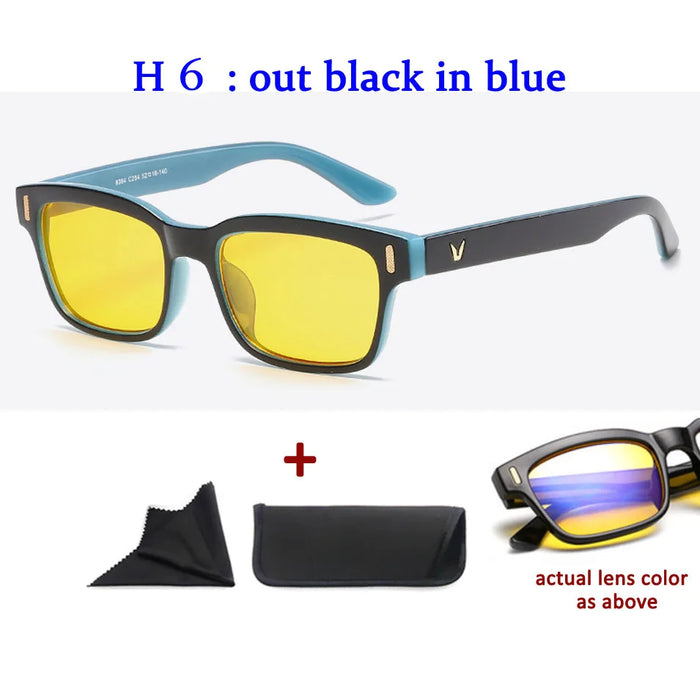 Men'S Anti-Blue Light Office Computer High Quality Black Shiny Frame Rivets Studded Glasses With Gold Pattern On The Temples.