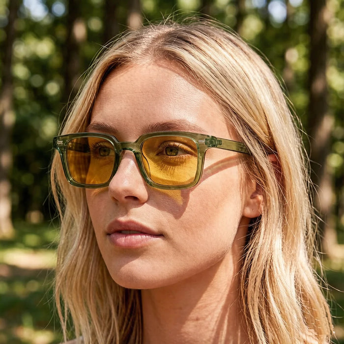 Retro Small Square Sunglasses Women Men Rivets GREEN Shades Fashion Eyewear Luxury Sun Glasses UV400 Brand Oculus Female Gafas