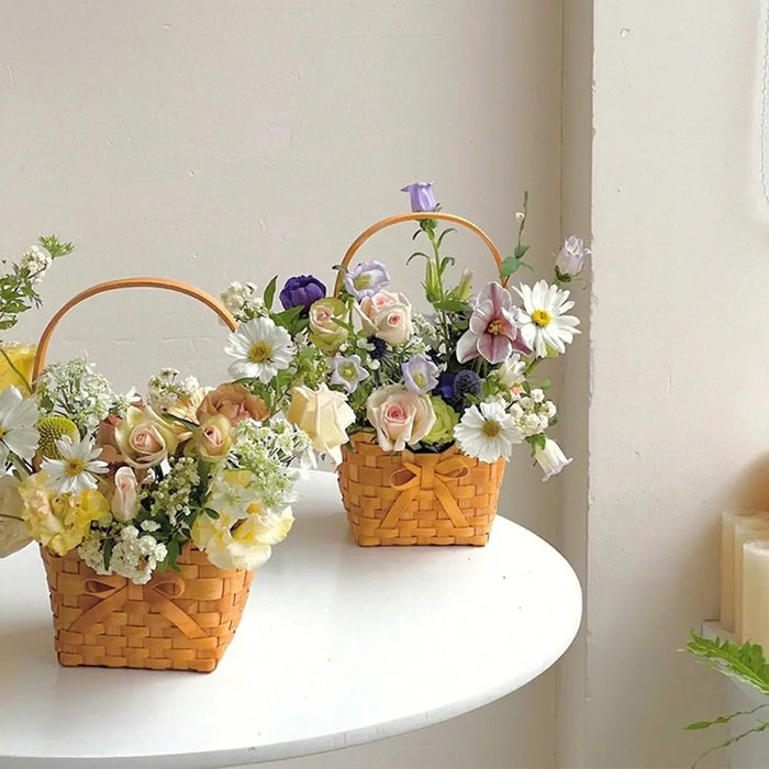 Willow Rattan Bride Flower Basket Picnic Container with Handle Bowknot Flower Basket Hand-Woven Picnic Weaving Basket