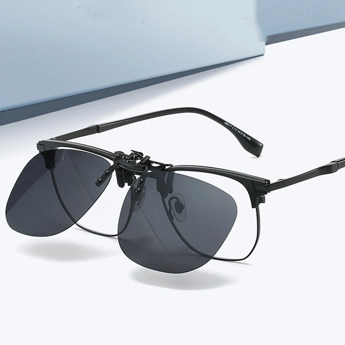 VIVIBEE Gafas de Sol con Clip Abatible Polarizadas para Hombre Cuadradas UV400 Fotocromáticas de Visión Nocturna para Mujer Clásicas con Clip de Espejo