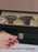 Estuche expositor de relojes de cuero sintético con 12 ranuras, organizador de relojes de 1 pieza con cerradura y almohadas extraíbles para hombres, regalo de viaje