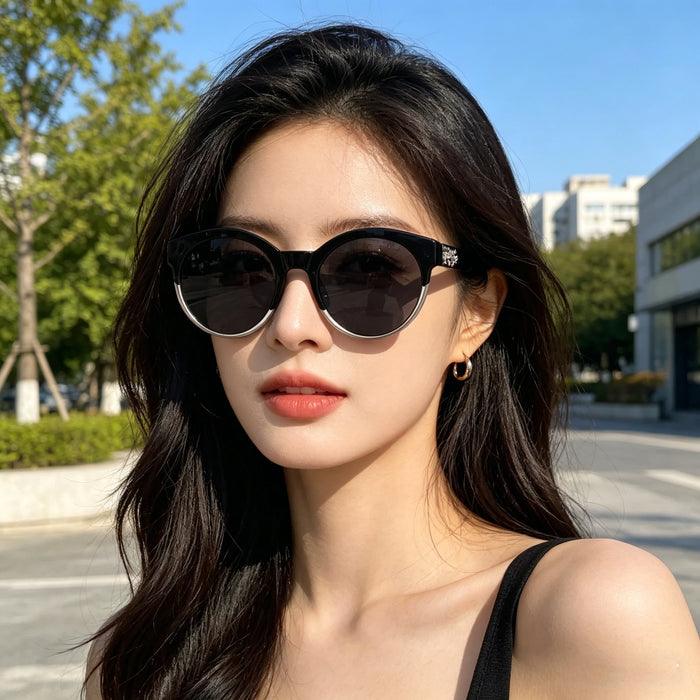 Lunettes de soleil tendance femme luxe 2026 Monture TR90 verres mode Protection UV400 avec étui à lunettes pour extérieur Lunettes de protection solaire