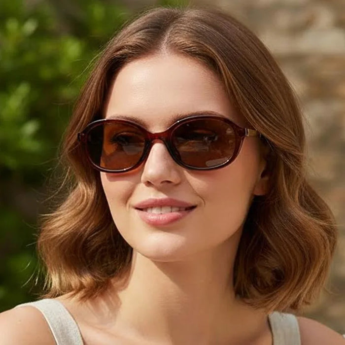 Retro Small Oval Sunglasses Women Men Rivets Shades Fashion Eyewear Luxury Sun Glasses UV400 Brand Oculus Female Gafas