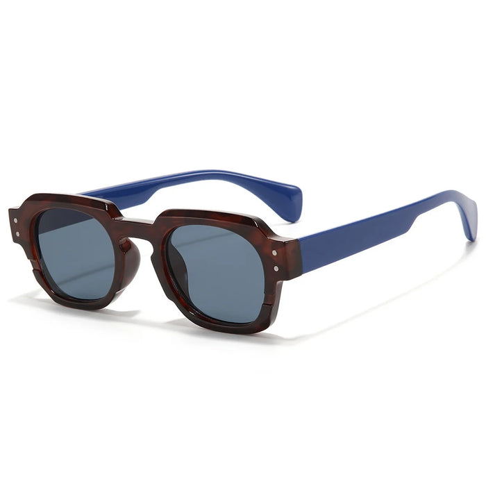 Ins Gafas de sol cuadradas populares de moda para mujer, montura de lentes transparentes vintage para hombre, remaches punk, gafas de sol UV400 para mujer y hombre