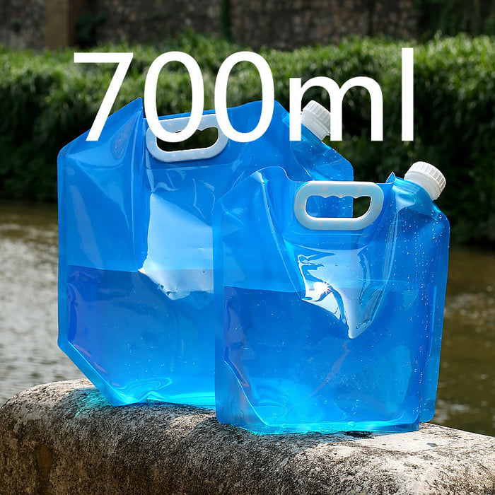 Sac à eau pliable et portable en PVC pour le camping et la randonnée.