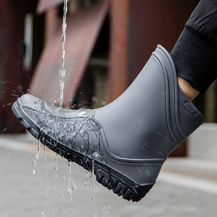 Botas de lluvia impermeables de tubo medio para hombre al aire libre