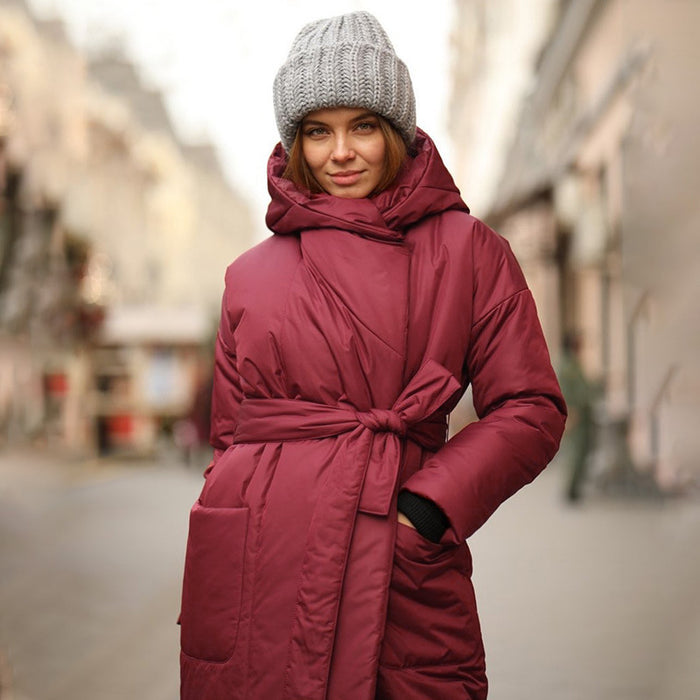 Manteau d'hiver épais à capuche et ceinture, veste longue matelassée en coton pour femme