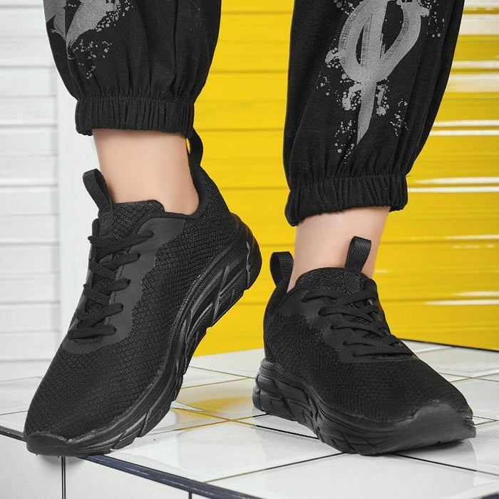 Zapatos de hombre de viaje de malla transpirables y cómodos con plataforma.