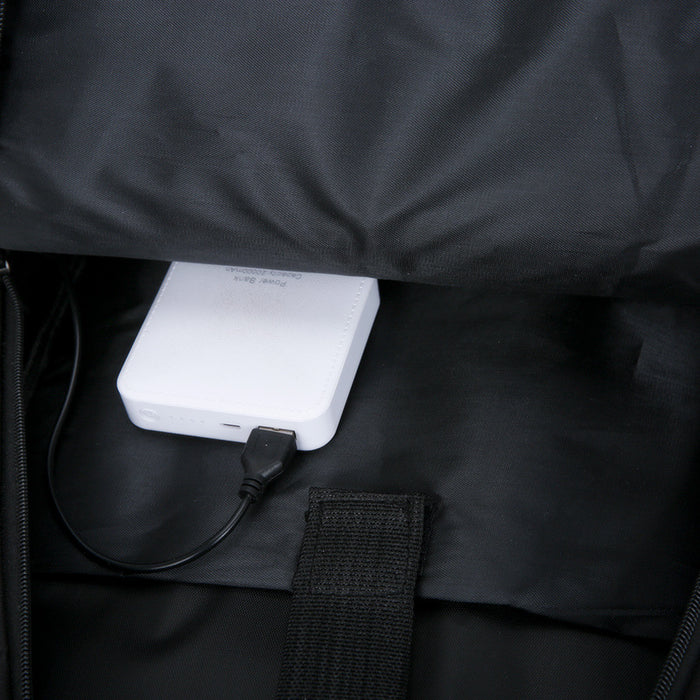 Sac à dos multifonctionnel USB trois pièces grande capacité pour homme, idéal pour les voyages et les loisirs.